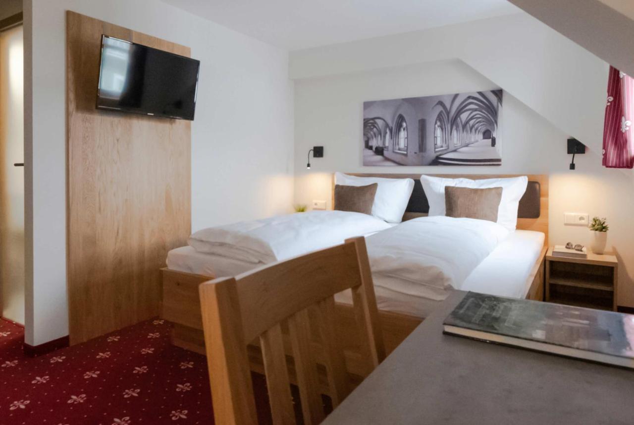 Klostergasthof Heidenheim - Hotel Garni Eksteriør billede